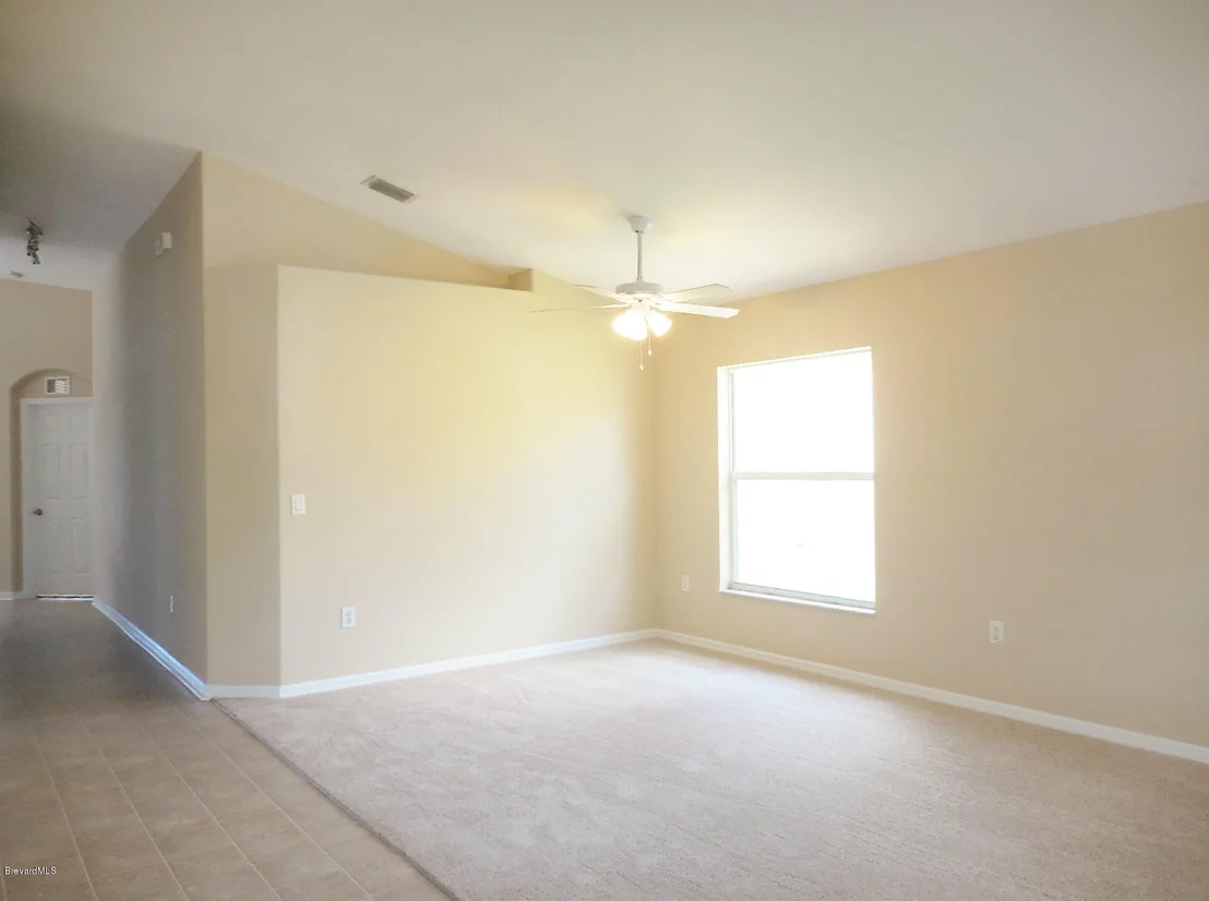 Photo of 1095 Sedgewood Circle