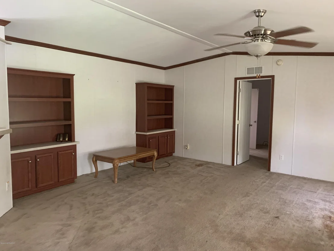Photo of 665 Camp Road