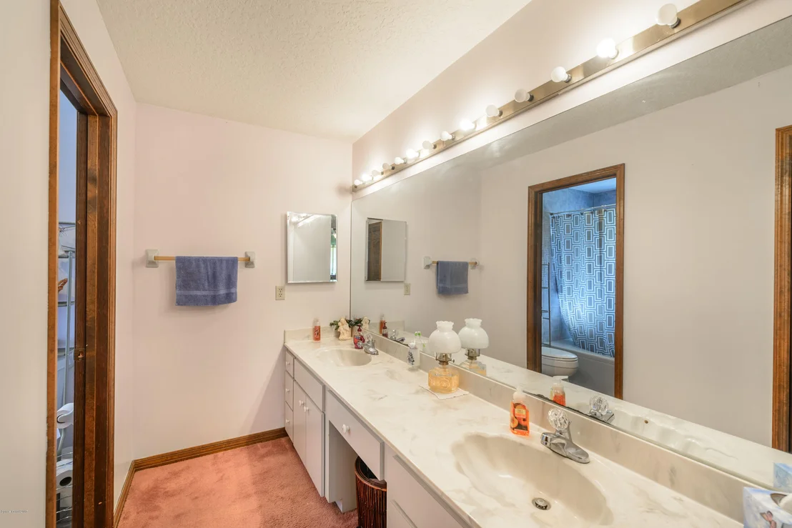 Photo of 2835 Beran Lane