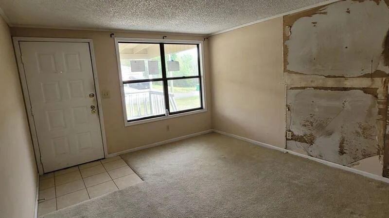 Photo of 6010 Apple Avenue