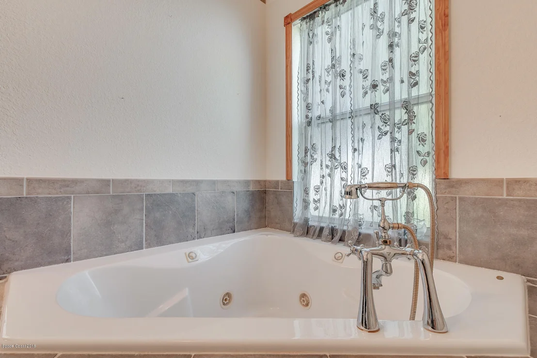 Photo of 625 Sandpiper Circle