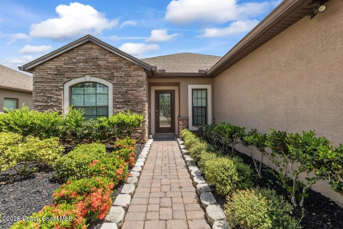 Photo of 1071 Dillard Drive SE