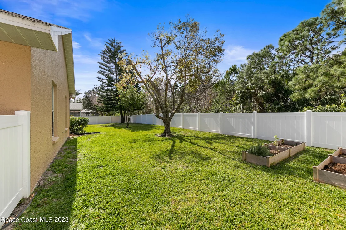 Photo of 969 Tamarind Circle