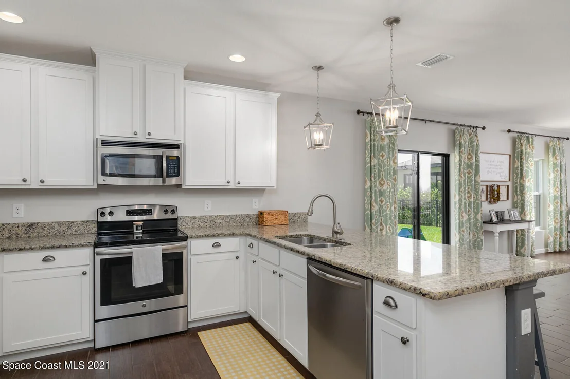 Photo of 739 Fiddleleaf Circle