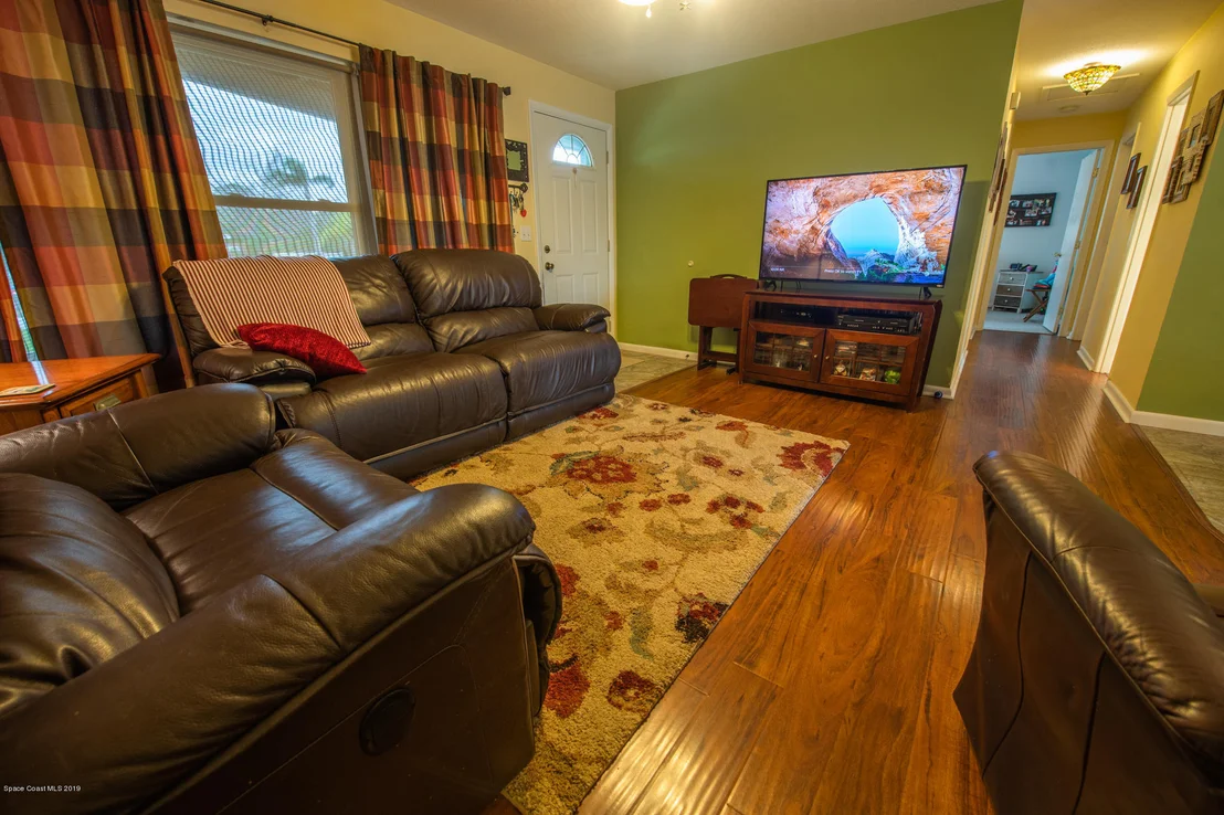 Photo of 2820 Shepard Drive