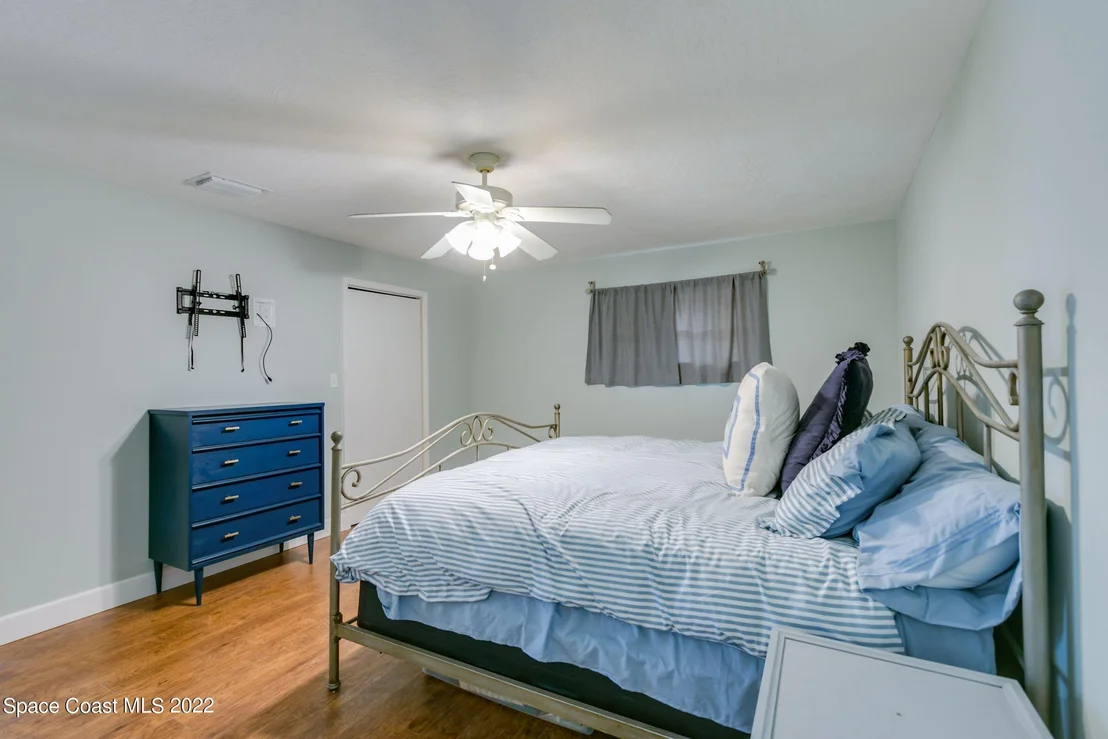 Photo of 1597 Mulberry Lane