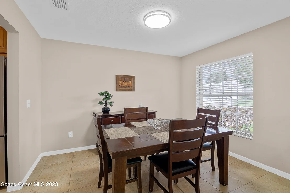 Photo of 4595 Willow Bend Drive