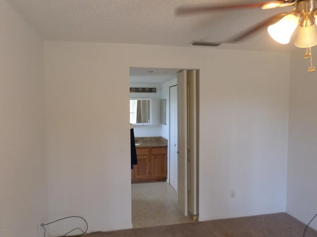 Photo of 5740 FRIENDLY Street