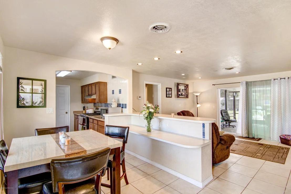 Photo of 995 Miracle Way