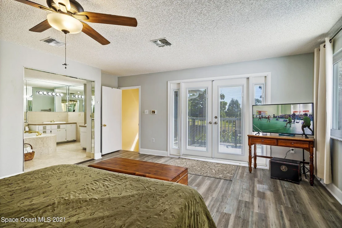 Photo of 1367 Gleneagles Way