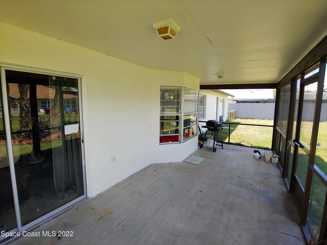 Photo of 2570 Nobility Avenue