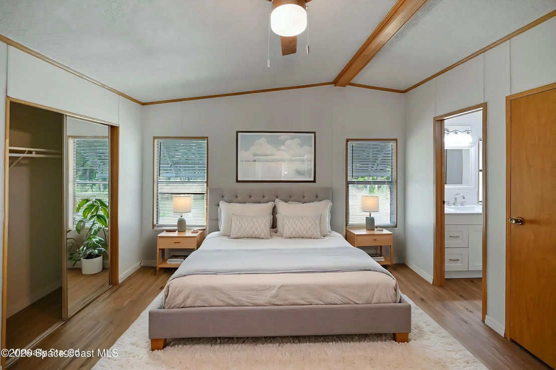 Photo of 451 E Egret Circle