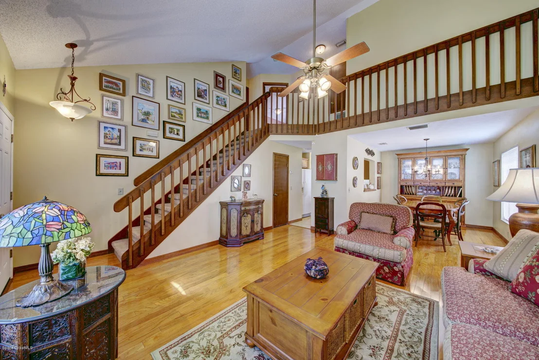 Photo of 1687 Clover Circle