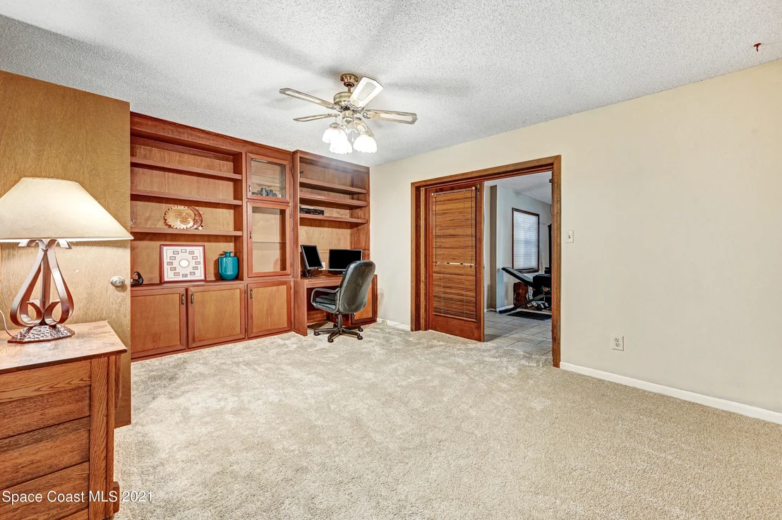Photo of 2533 Meadow Lane