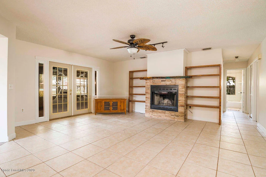 Photo of 4605 Robert Street