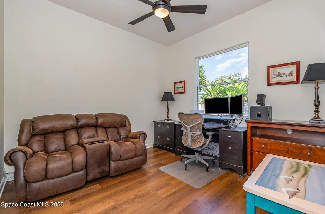 Photo of 426 Southampton Drive