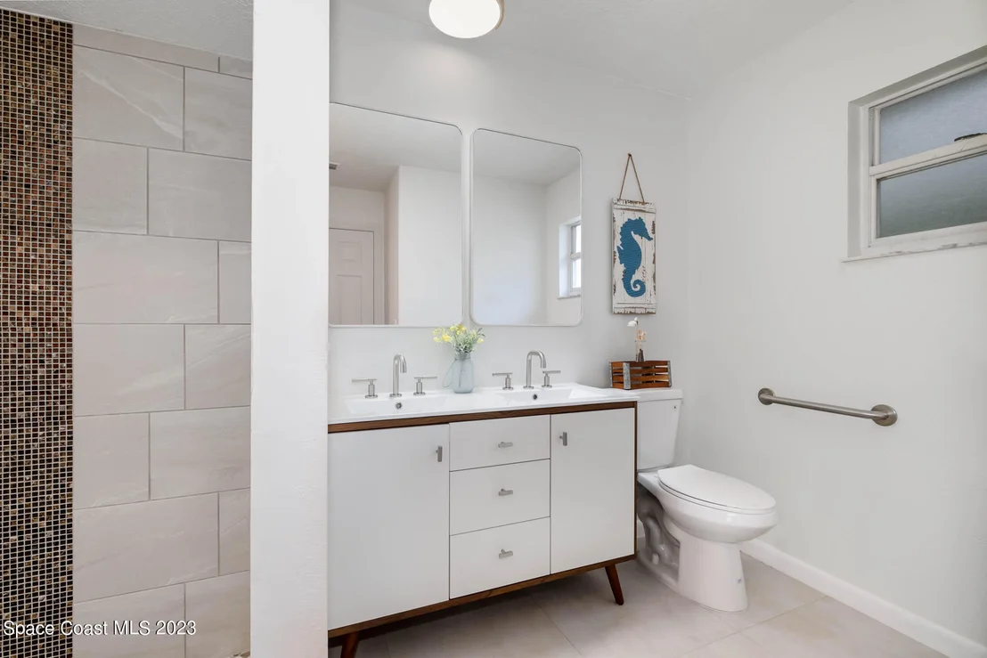 Photo of 1091 Pace Drive NW
