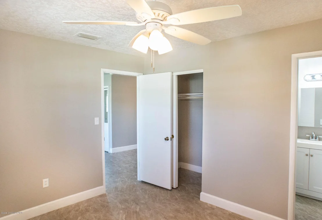 Photo of 1378 Eva Lane