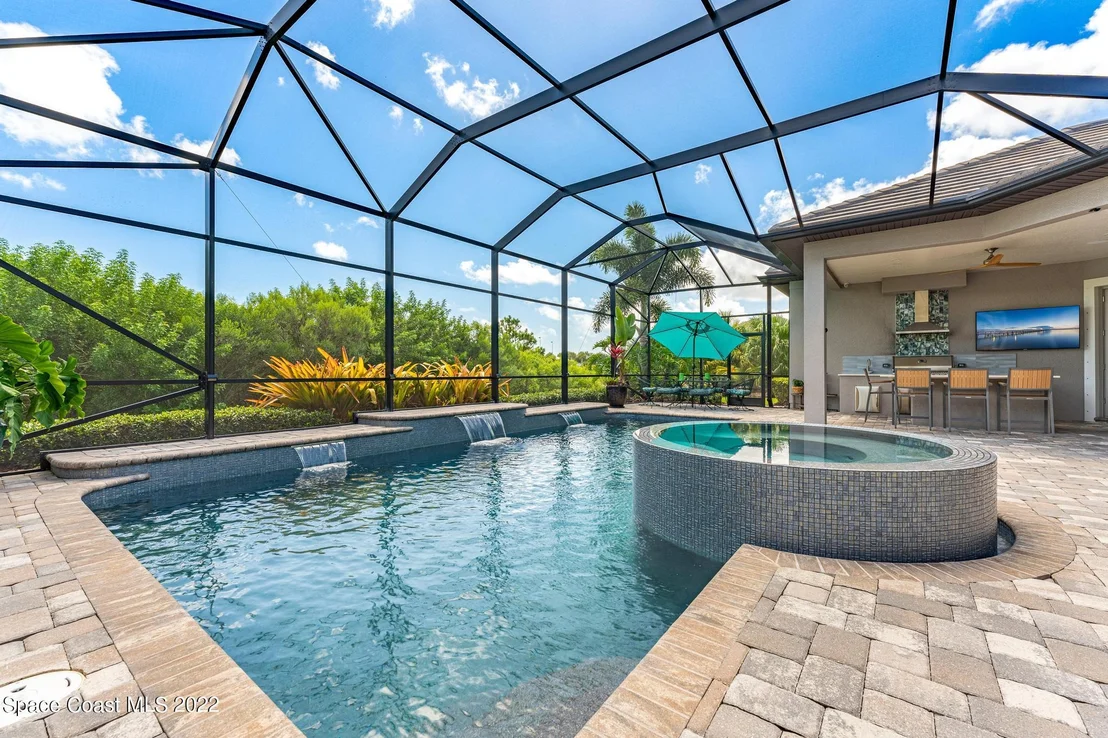 Photo of 2902 Emeldi Lane