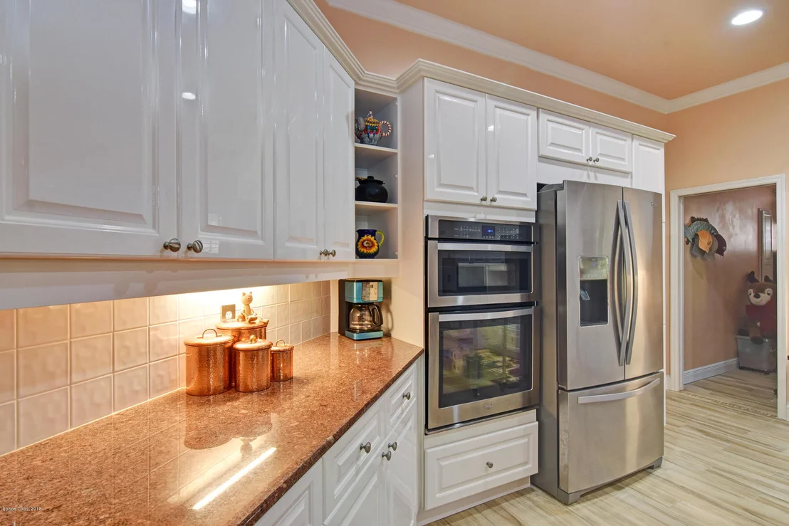 Photo of 979 Palm Brook Drive