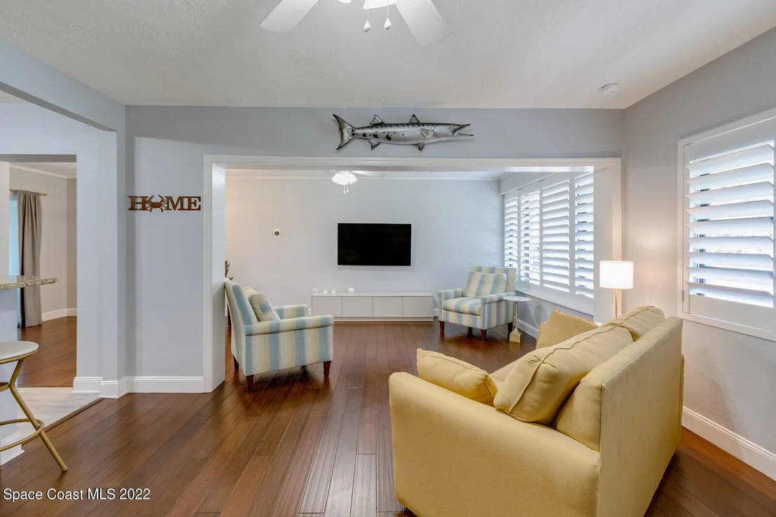 Photo of 505 Coral Drive