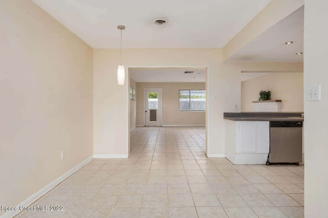 Photo of 408 Banyan Way