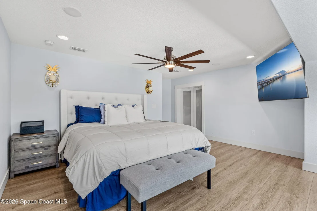 Photo of 417 Riverview Lane