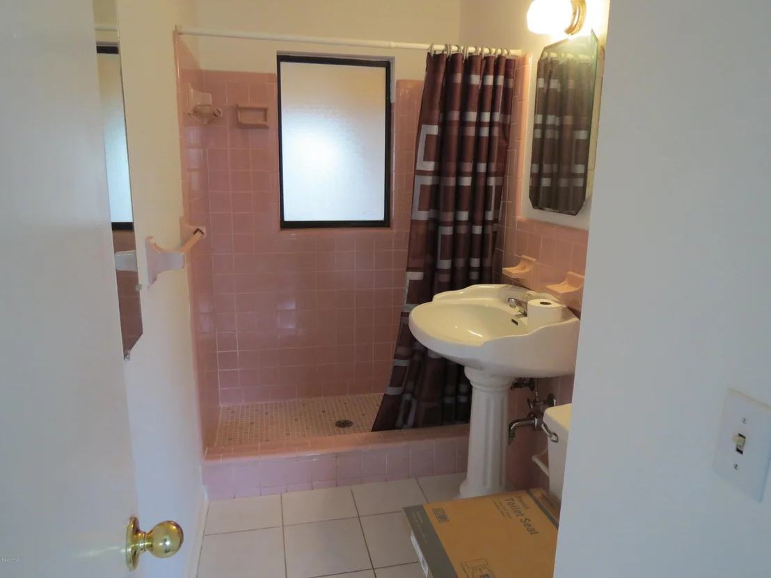 Photo of 1011 Barclay Drive