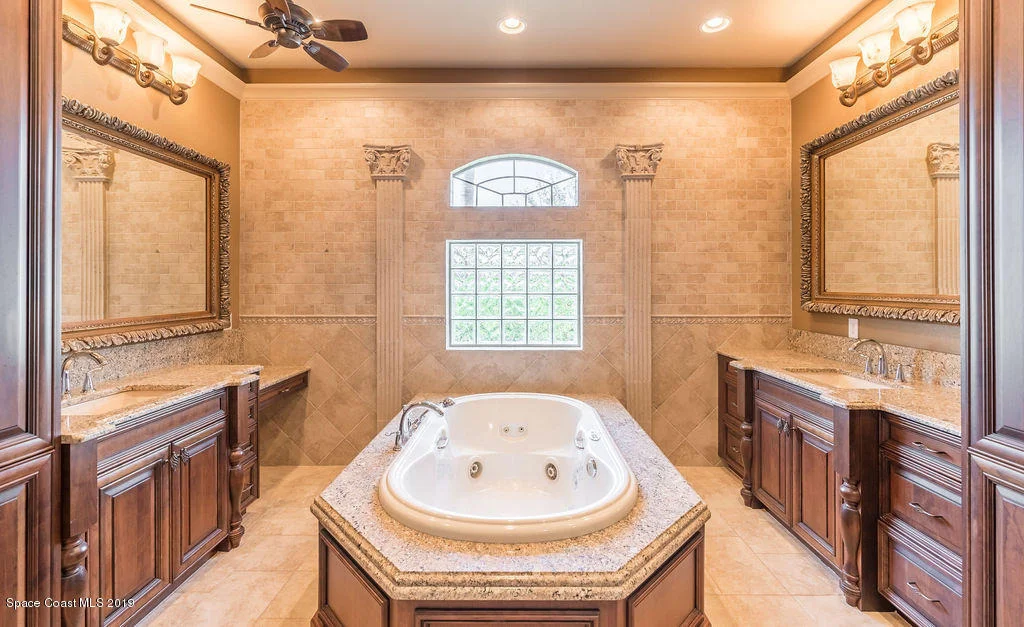 Photo of 2263 Woodfield Circle