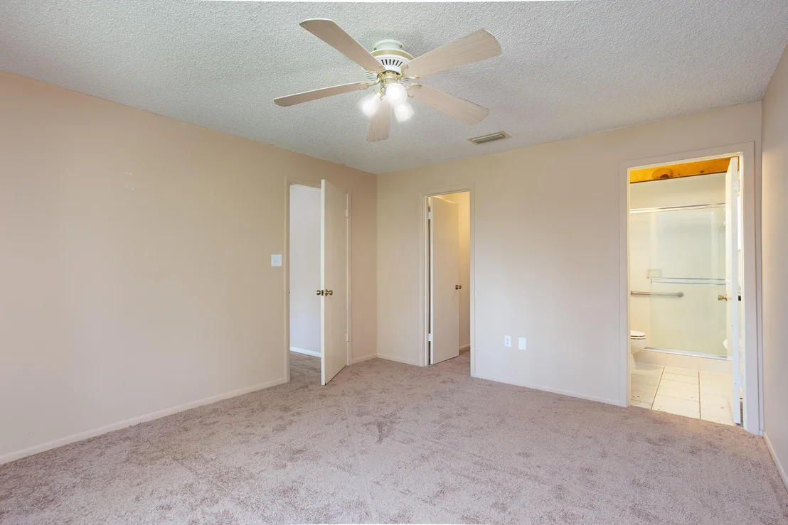 Photo of 2154 Tarrytown Lane NE