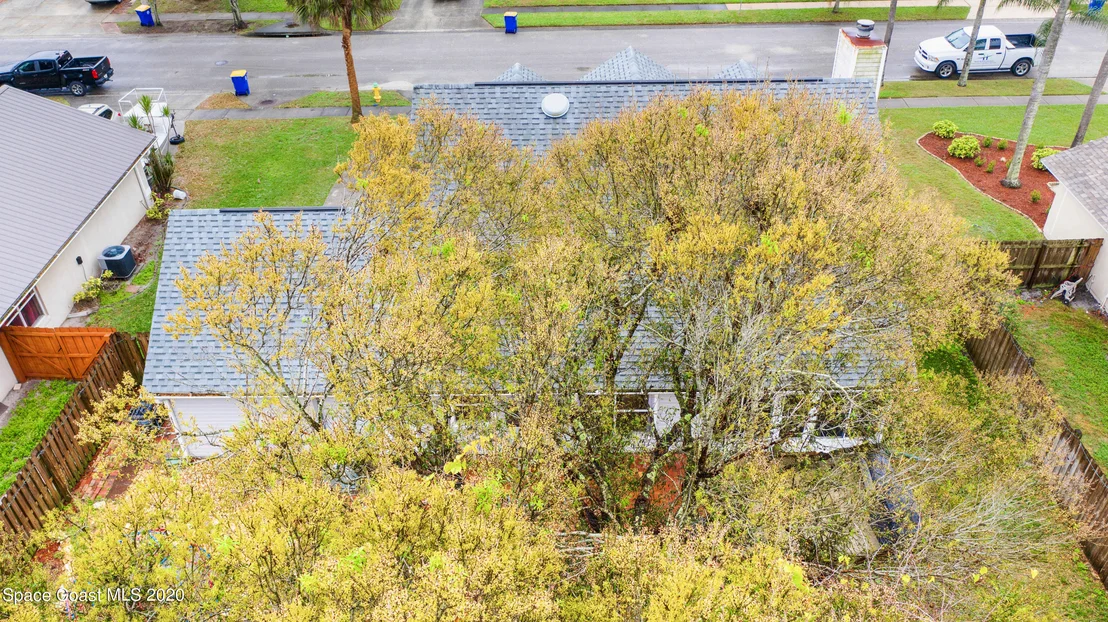 Photo of 892 Spirea Drive