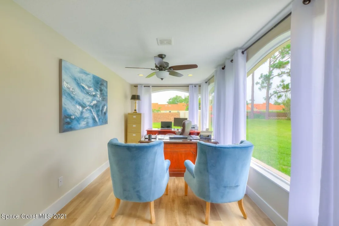 Photo of 701 Oak Park Drive