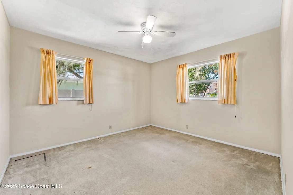 Photo of 272 Bahama Boulevard