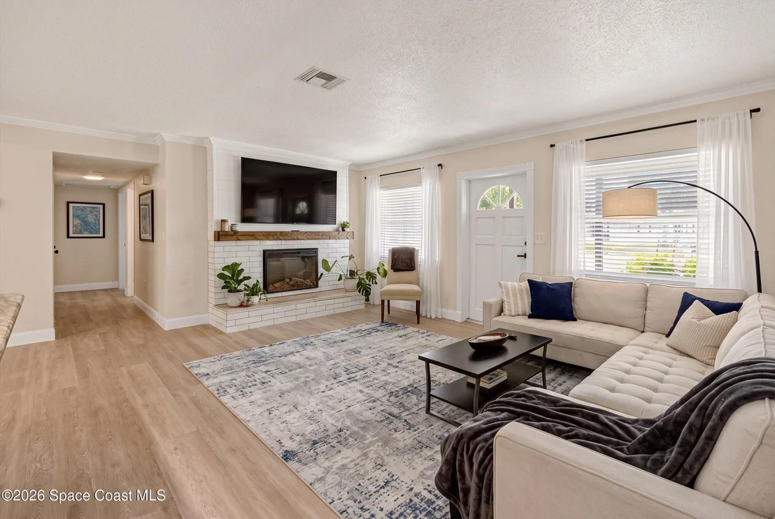 Photo of 688 Charles Drive