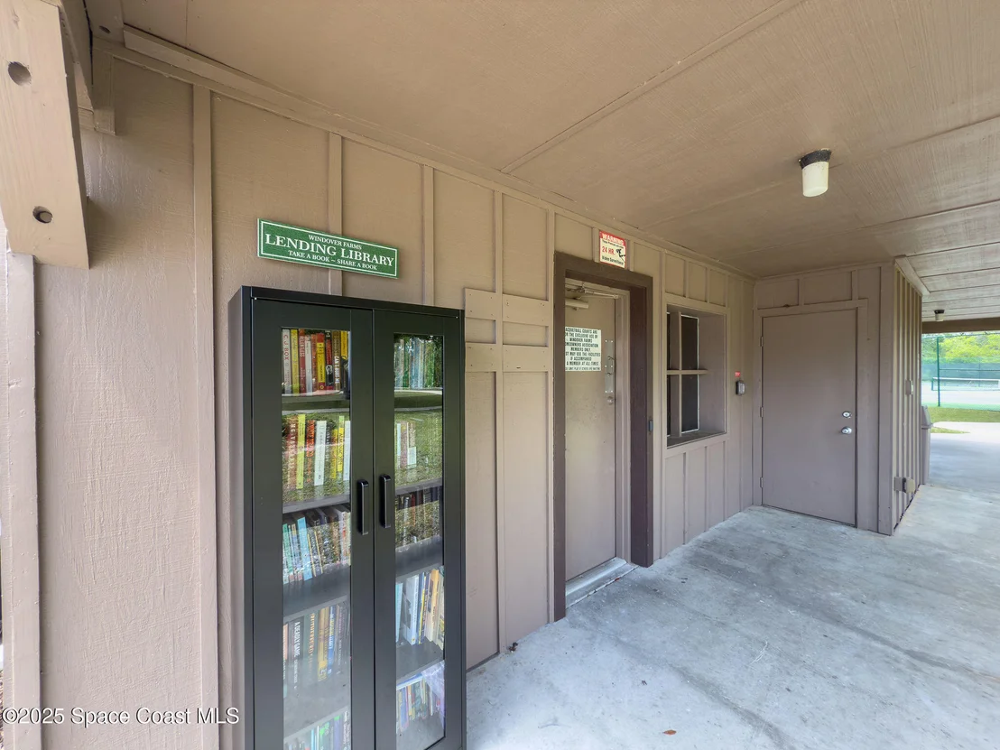 Photo of 4741 Canard Road