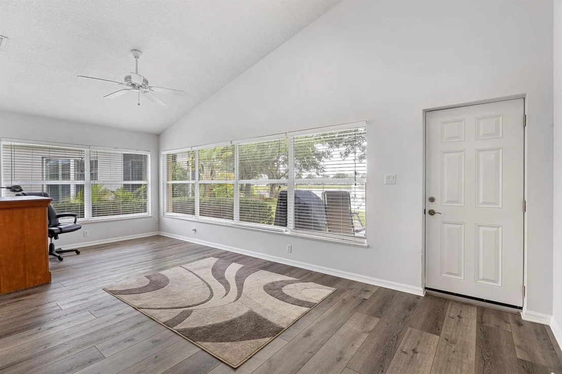 Photo of 2355 Addington Circle