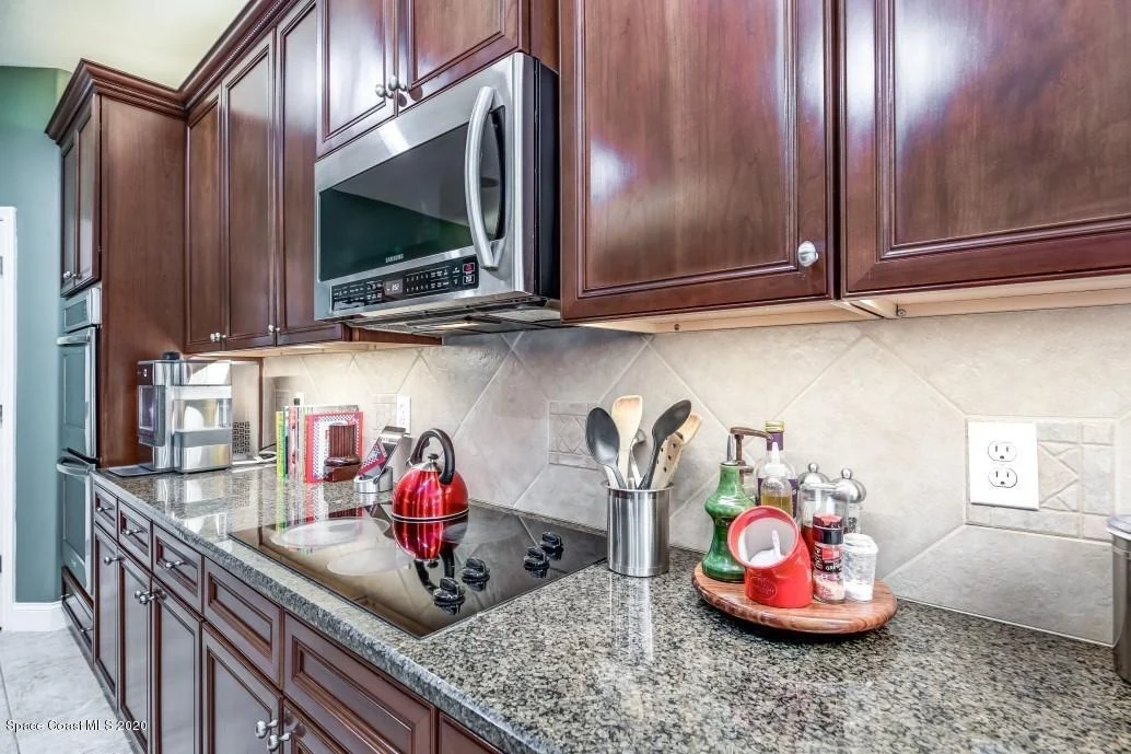 Photo of 3696 Peninsula Circle
