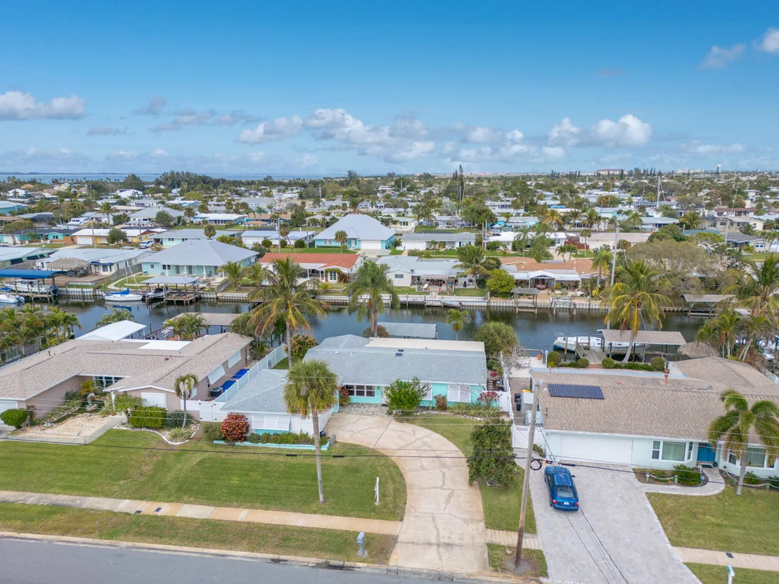 Photo of 453 Penguin Drive