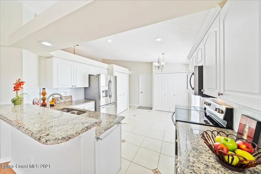 Photo of 8047 Bracken Lane