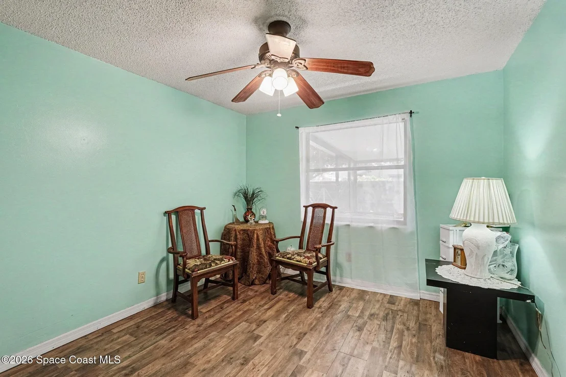 Photo of 225 Chalet Avenue