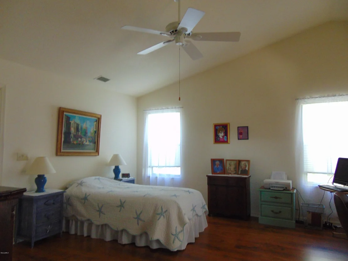 Photo of 1633 Independence Avenue