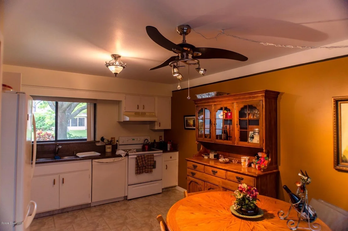 Photo of 345 Mission Oak Drive