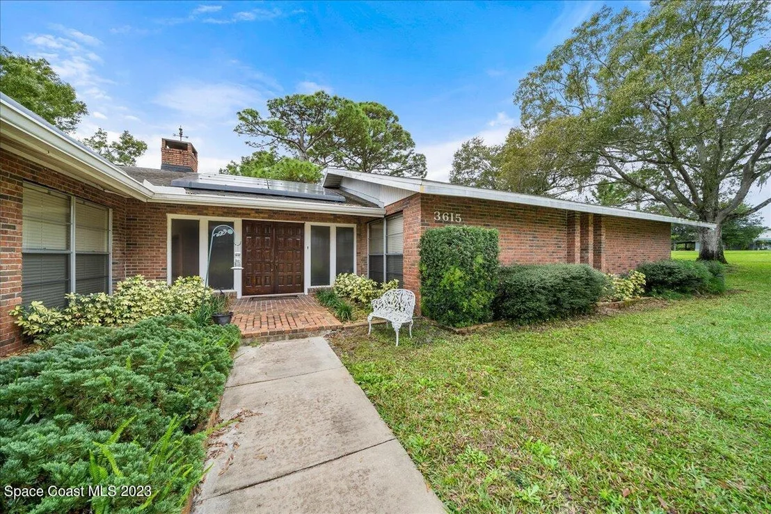 Photo of 3615 Grantline Road
