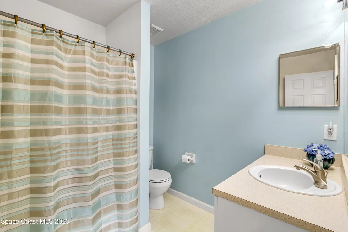 Photo of Unit 101 at 910 Luminary Circle