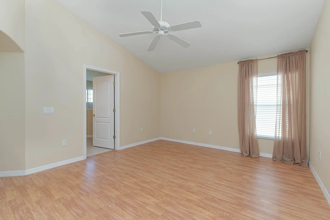 Photo of 6914 Renshaw Drive