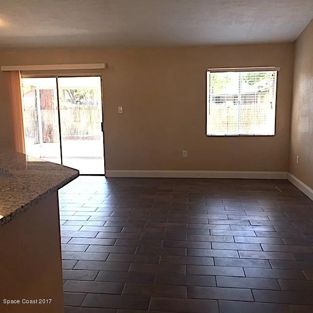 Photo of 6460 Manila Drive