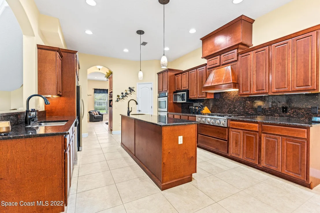 Photo of 1358 Centennial Way