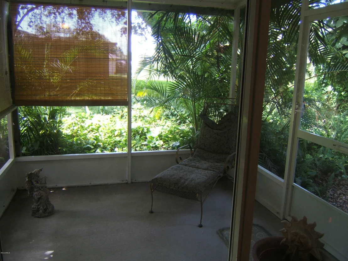 Photo of 7235 Carillon Avenue