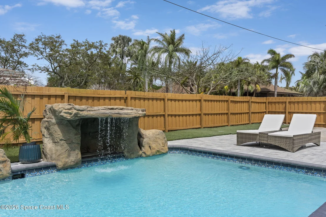 Photo of 500 Seabreeze Drive