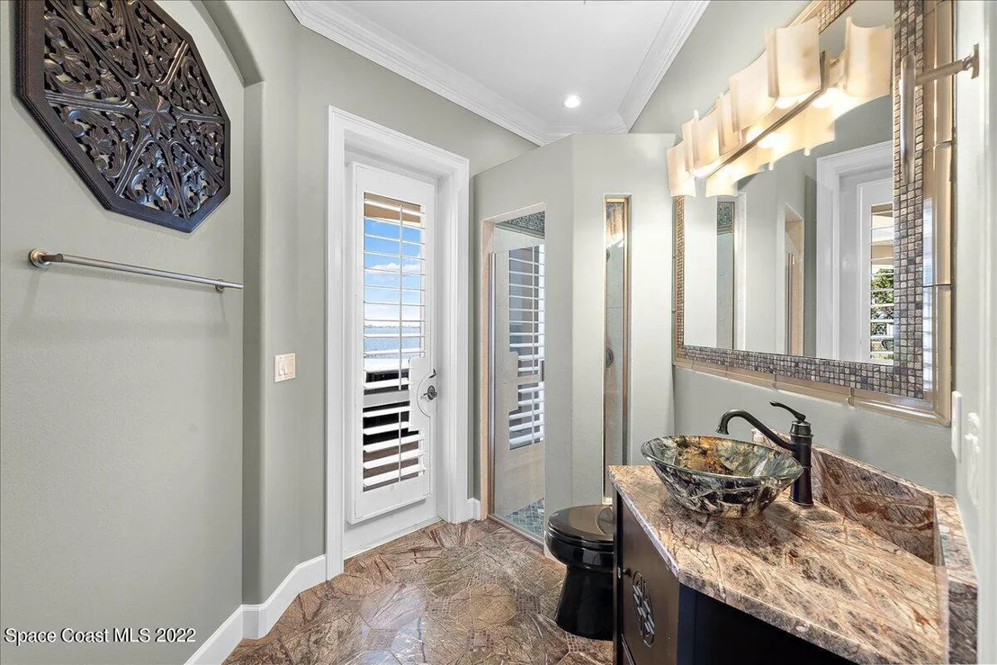 Photo of 671 Indian River Drive